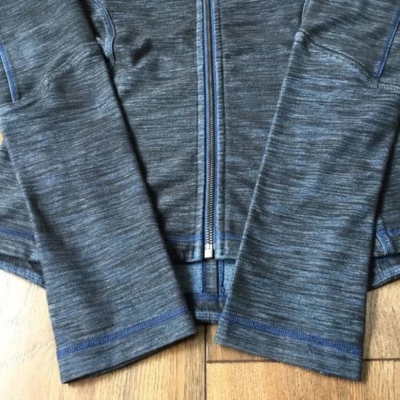 Lululemon Slub Denim lightweight jacket size 8 *EUC - Picture 6 of 13